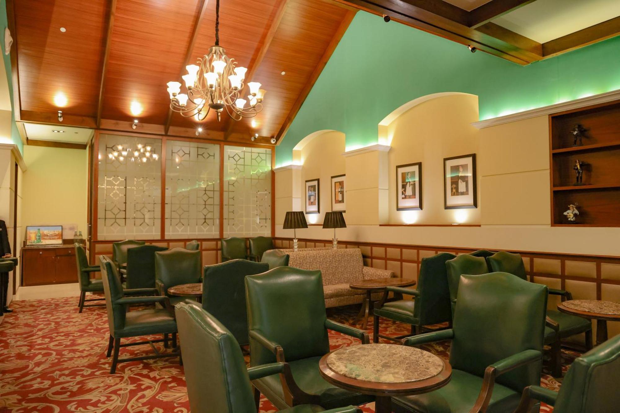 Balaji Sarovar Premiere Solapur Dış mekan fotoğraf